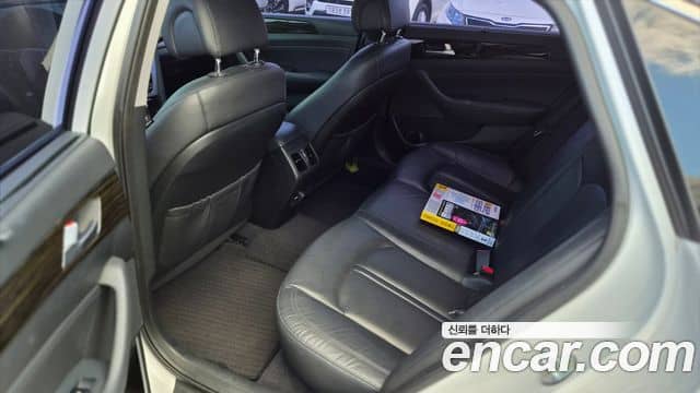 Hyundai Sonata VII LF