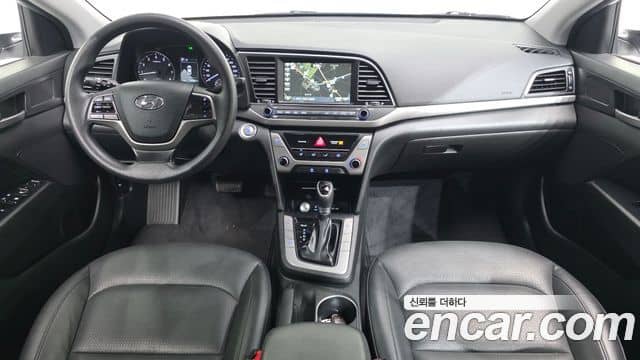 Hyundai Avante VI