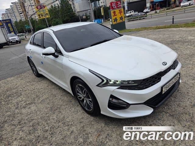 Kia K5 III