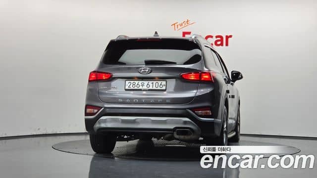 Hyundai Santa Fe IV