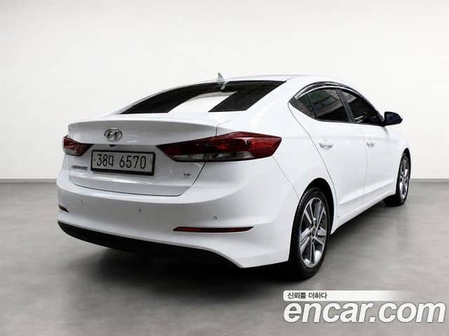Hyundai Avante VI