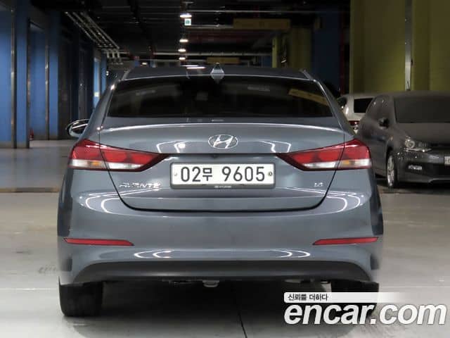 Hyundai Avante VI