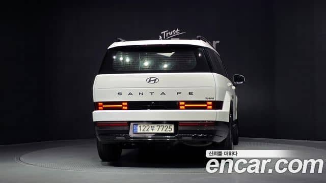Hyundai Santa Fe V
