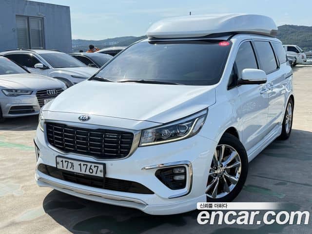 Kia Carnival III