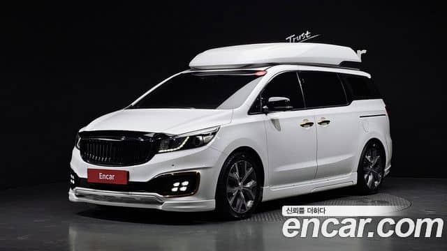 Kia Carnival III