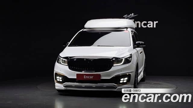 Kia Carnival III