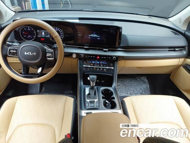 Kia Carnival IV