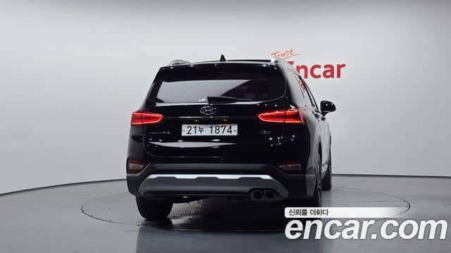 Hyundai Santa Fe IV