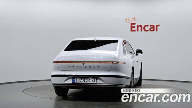 Hyundai Grandeur VII
