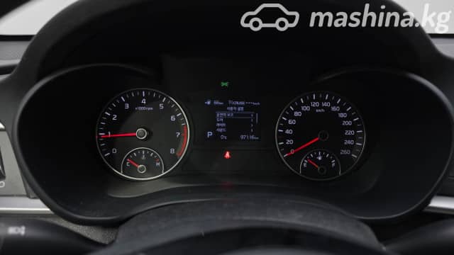 Kia K5 II 2.0 AT
