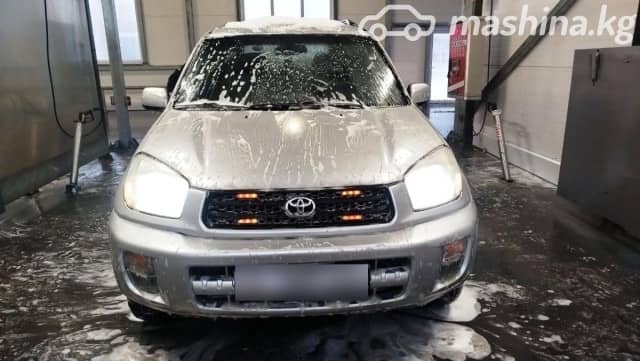 Toyota RAV4 II (XA20) 2.0 MT 4WD