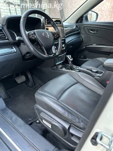SsangYong Tivoli I Рестайлинг 1.6d AT