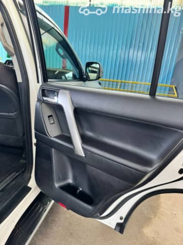 Toyota Land Cruiser Prado 150 Series Рестайлинг 1 Arctic Trucks AT35 2.8d AT 4WD