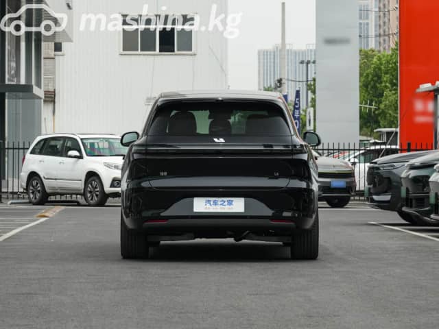LiXiang L6 1.5hyb AT 4WD