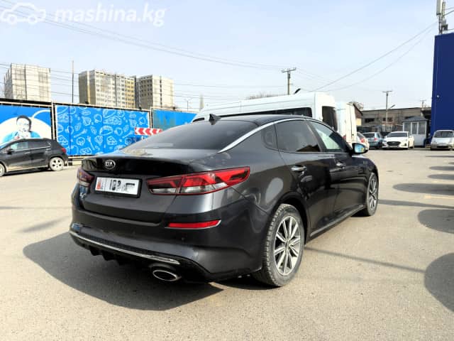 Kia K5 II 2.0 AT
