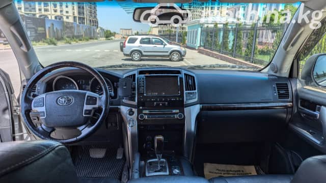 Toyota Land Cruiser 200 Series Рестайлинг 1 4.6 AT 4WD