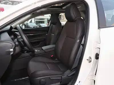 Mazda 3 IV (BP) 2.0 AT