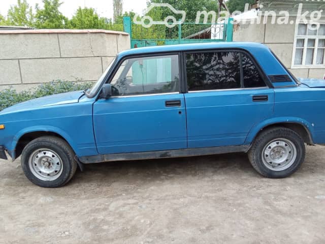 ВАЗ (Lada) 2107 21074 1.6 MT