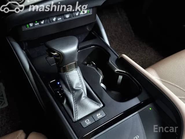 Lexus ES VII Рестайлинг 300h 2.5hyb CVT