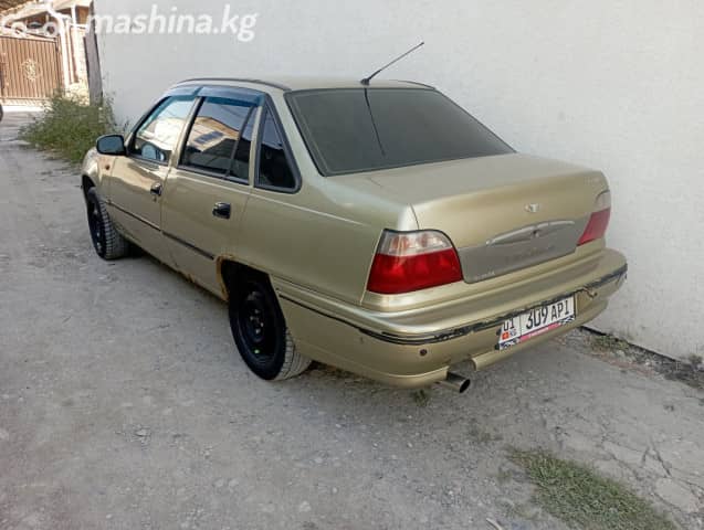 Daewoo Nexia I 1.5 MT