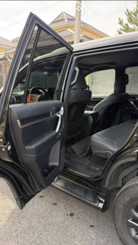 Lexus GX II Рестайлинг 2 460 4.6 AT 4WD