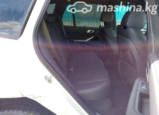 BMW X5 IV (G05/G18) Рестайлинг 40i 3.0 AT 4WD