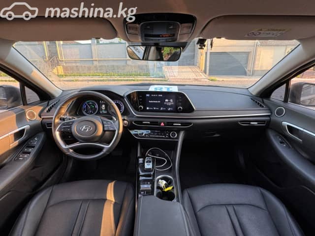 Hyundai Sonata VIII (DN8) 2.0hyb AT