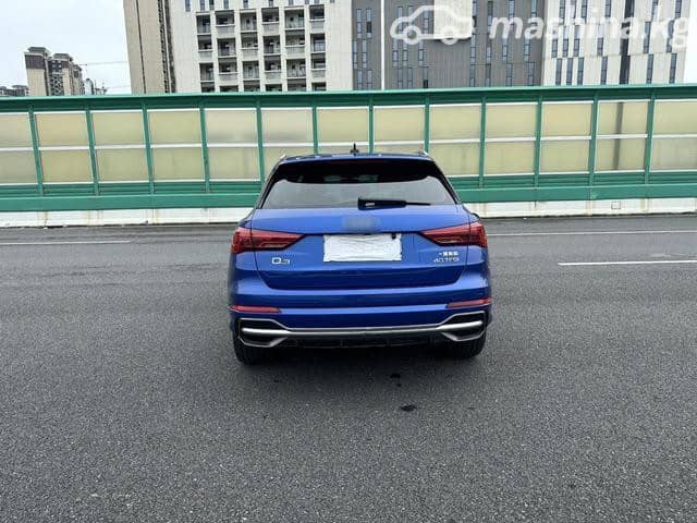 Audi Q3 II (F3) 40 TFSI 2.0 AMT