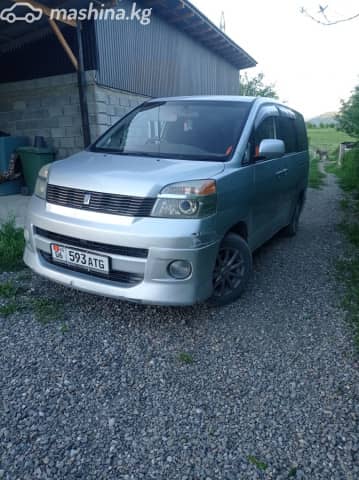 Toyota Voxy I (R60) 2.0 CVT