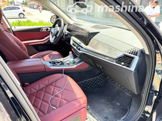 BMW X5 IV (G05/G18) Рестайлинг 30Li 2.0 AT 4WD