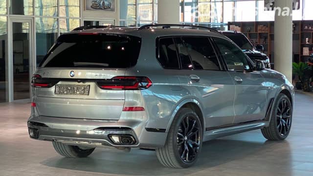 BMW X7 I (G07) Рестайлинг 40d 3.0d AT 4WD