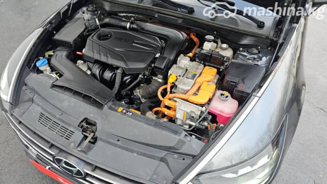 Hyundai Sonata VIII (DN8) 2.0hyb AT