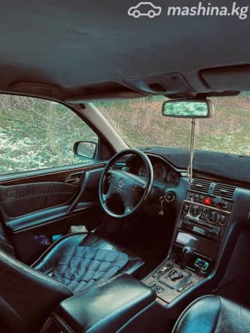 Mercedes-Benz E-Класс II (W210, S210) Рестайлинг 320 3.2 AT