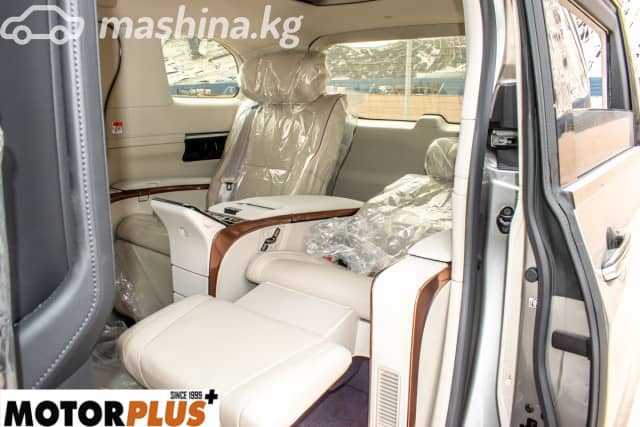 Lexus LM II 350h 2.5hyb CVT 4WD