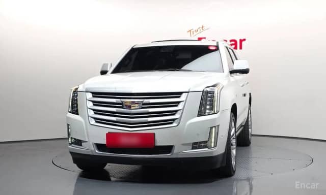 Cadillac Escalade IV 6.2 AT 4WD