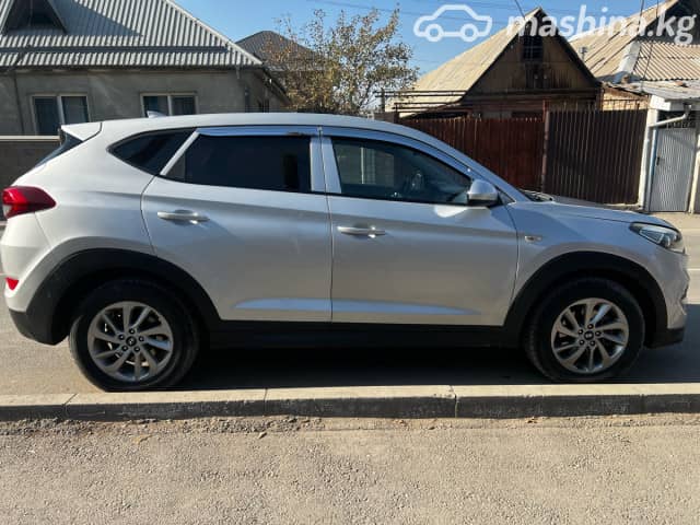 Hyundai Tucson III 2.0d AT