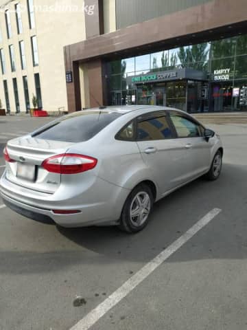 Ford Fiesta Mk6 Рестайлинг 1.6 AMT
