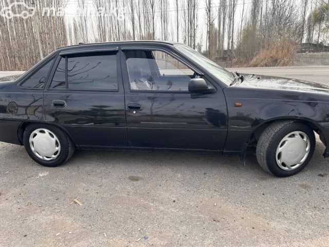 Daewoo Nexia I Рестайлинг 1.5 MT