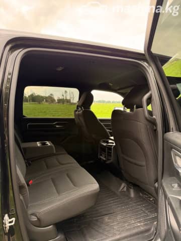 RAM 1500 V Quad Cab 5.7 AT 4WD