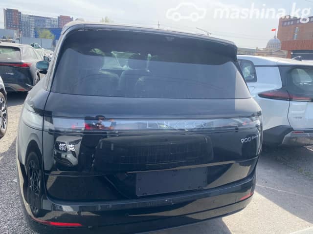 Lynk & Co 900 2.0hyb AT 4WD