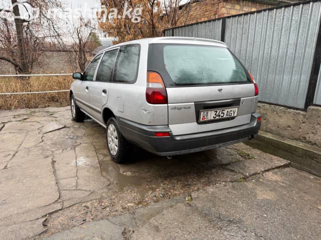 Nissan Wingroad I (Y10) 1.5 MT
