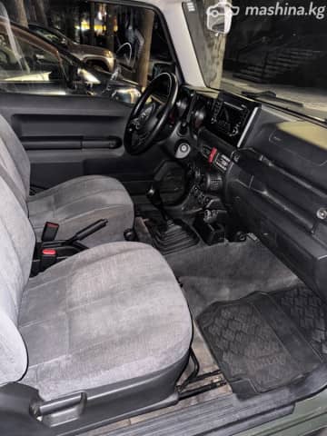Suzuki Jimny IV 1.5 MT 4WD