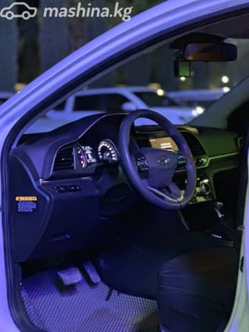 Hyundai Avante VI Рестайлинг 1.6 CVT