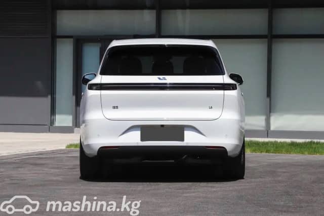LiXiang L6 1.5hyb AT 4WD