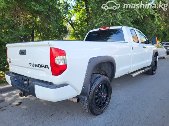 Toyota Tundra II Рестайлинг Double Cab 5.7 AT 4WD