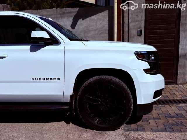 Chevrolet Suburban XI 5.3 AT 4WD