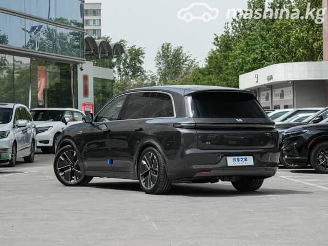 LiXiang L9 Рестайлинг 1.5hyb AT 4WD