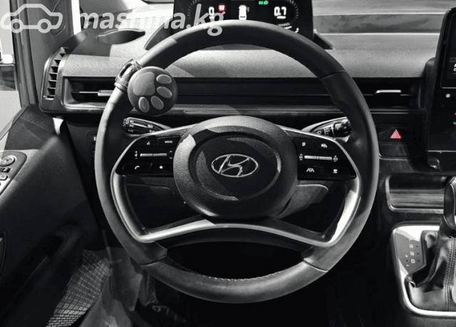 Hyundai Staria 2.2d AT