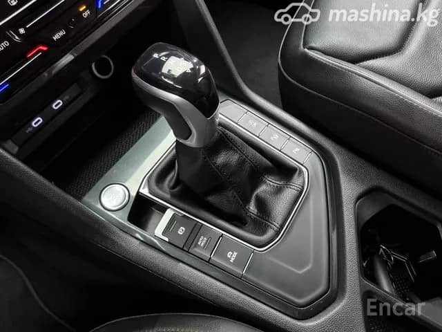 Volkswagen Tiguan II Рестайлинг 2.0d AMT 4WD