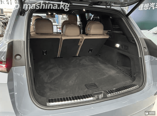 LiXiang L7 Рестайлинг 1.5hyb AT 4WD